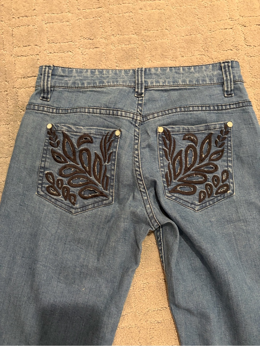 Alice + Olivia Light Blue Flare Jeans with Black Embroidery Limited Edition - Picture 6 of 8